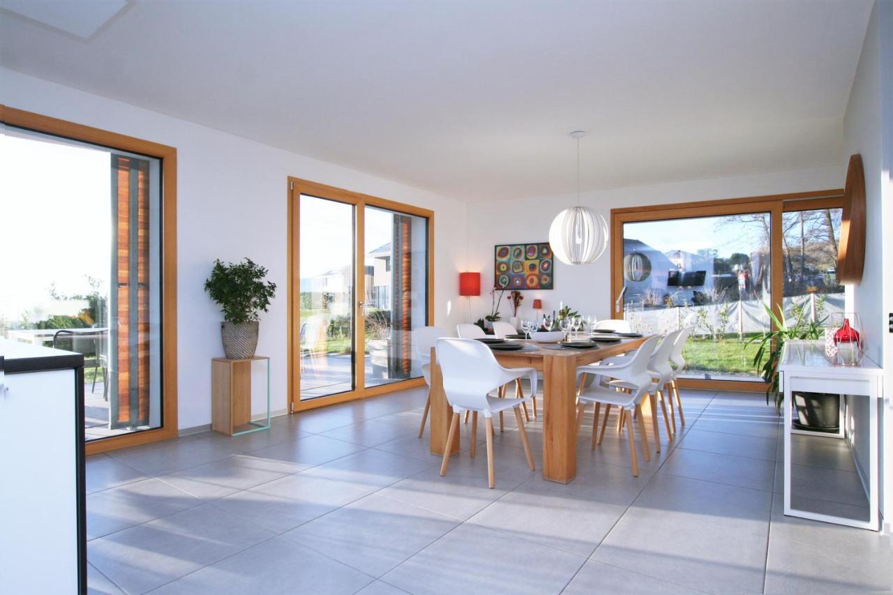 Montreux Holiday Home Екстер'єр фото
