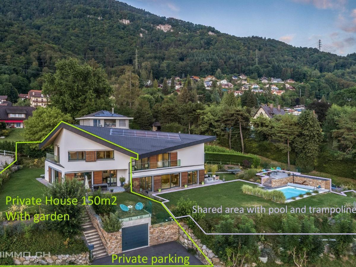 Montreux Holiday Home Екстер'єр фото